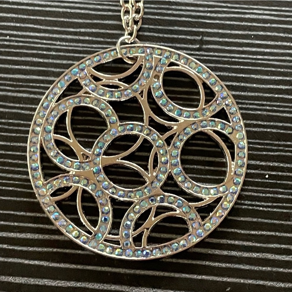 Iridescent rhinestone necklace